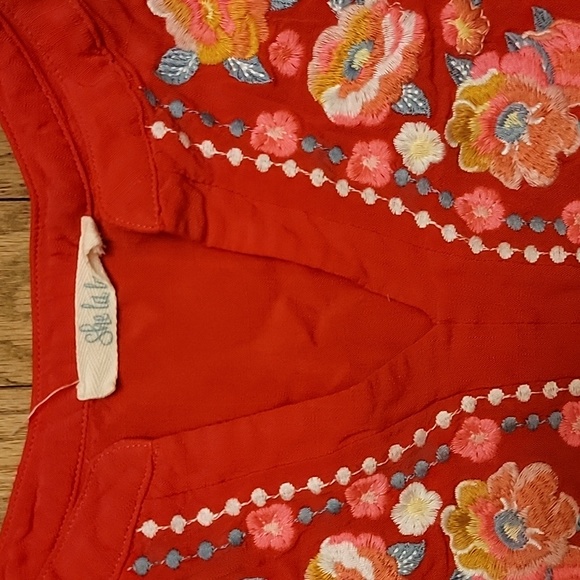 Womens embroidered blouse - Picture 4 of 9